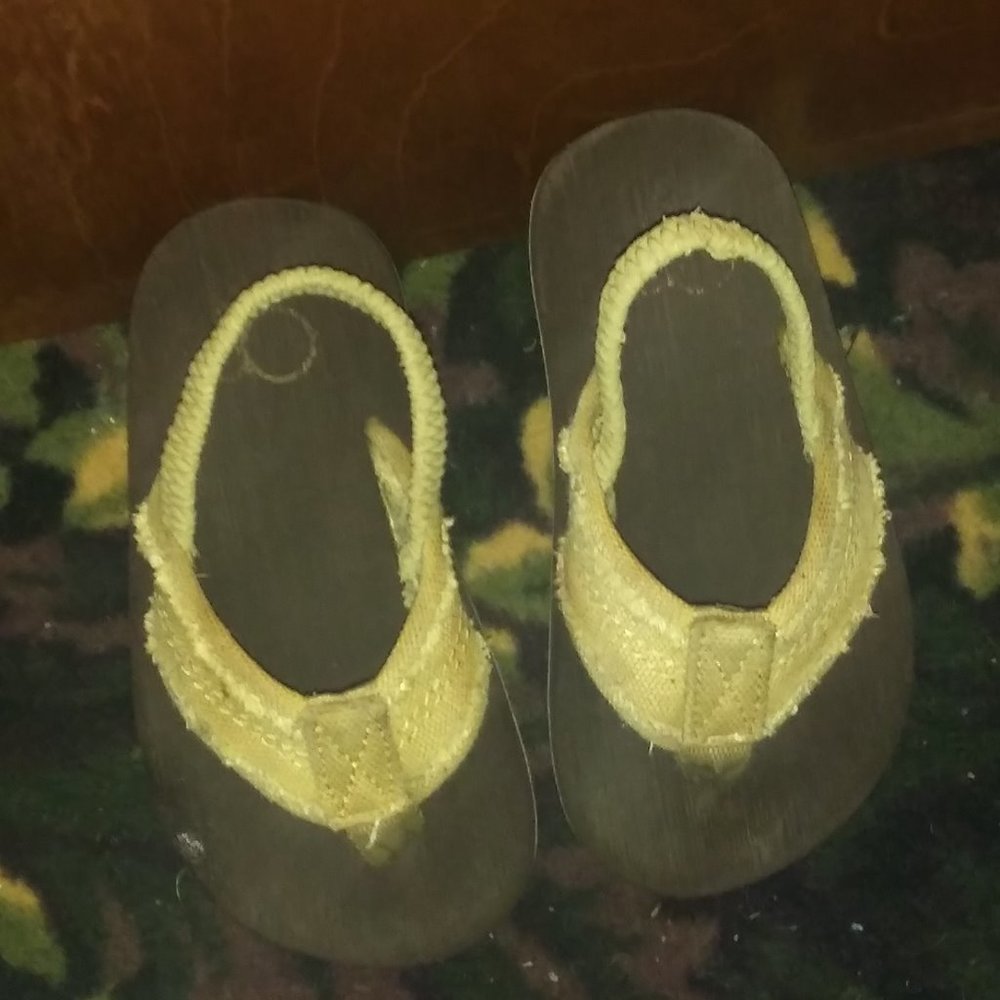 4/ $20 OP; (Toddler Boys) 7 - 8; Flip Flops
